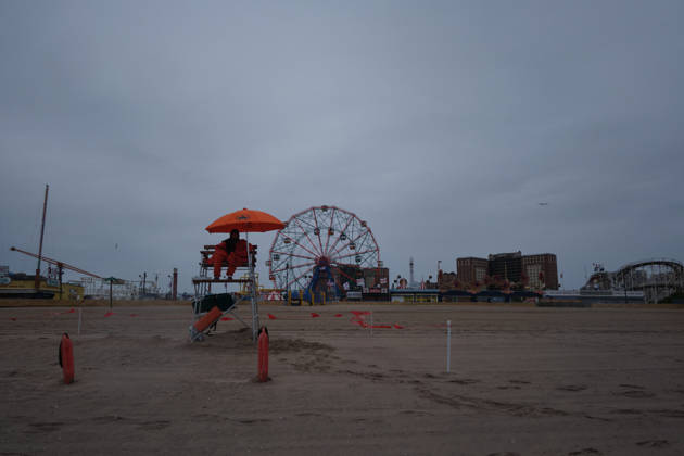 May 23, 2026, New York, New York, USA: Stormy weather, cool temperatures and rip tides resulted in deserted beaches on the first official beach day of the 2026 Summer season in Coney Island, Brooklyn. New York USA  - ZUMAl171 20260523_znp_l171_006 Copyright: xEdnaxLeshowitzx
