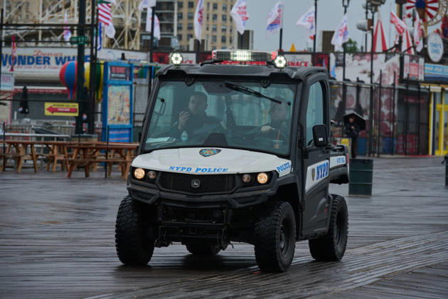 May 23, 2026, New York, New York, USA: An NYPD vehicle patrols the boardwalk on the day of the official opening of the 2026 Summer beach season in Coney Island, Brooklyn. New York USA  - ZUMAl171 20260523_znp_l171_001 Copyright: xEdnaxLeshowitzx