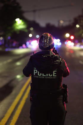 WASHINGTON, D.C. MAY 23: Police Officers investigate after shots were fired after a suspect approached a security checkpoint near the White House and began firing at officers and later died at a hospital near by after being shot by Secret Service officers on May 23, 2026 in Washington, D.C. Copyright: xmpi34 MediaPunchx