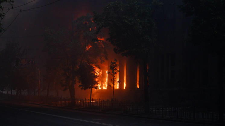 Russia targets Ukrainian capital Kyiv with ballistic missiles KYIV, UKRAINE - MAY 24: A view of damage and destruction after Russia targeted the Ukrainian capital of Kyiv with a series of ballistic missile strikes on Sunday, May 24, 2026 in Kyiv, Ukraine. According to local sources, residents heard heavy explosions across the city as air defense systems engaged incoming targets. Authorities urged citizens to remain in shelters during the ongoing bombardment. Arif Murat Kayacan Anadolu Kyiv Ukraine. Editorial use only. Please get in touch for any other usage.  Copyright: x2026xAnadoluxArifxMuratxKayacanx