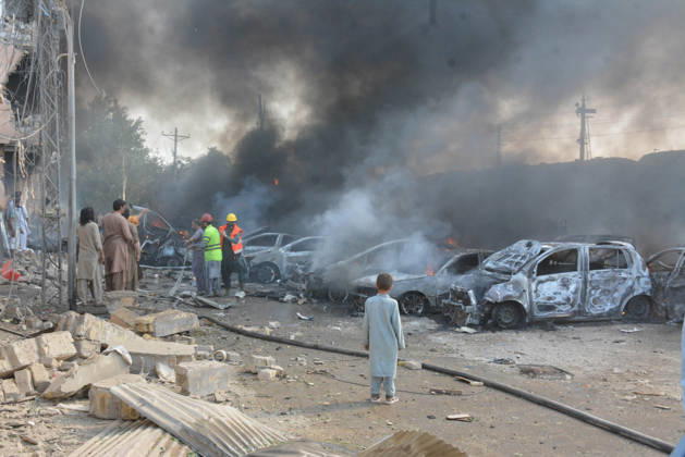 Several injured in explosion targeting train in southwest Pakistan QUETTA,PAKISTAN - MAY 24: Pakistani forces and rescue workers are busy with relief work after an explosion injured several people near Chaman Phatak Quetta southwestern Balochistan, Pakistan on Sunday May 24, 2026. Mazhar Chandio Anadolu Quetta Pakistan. Editorial use only. Please get in touch for any other usage.  Copyright: x2026xAnadoluxMazharxChandiox