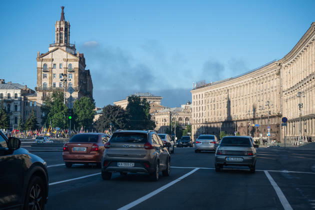 2 killed and 56 wounded in a Russian airstrike on Kyiv KYIV, UKRAINE - MAY 24: A smoke rises over the city streets after a Russian airstrike in Kyiv, Ukraine on May 24, 2026. 2 people were reported to be killed and 56 were wounded. Danylo Antoniuk Anadolu Kyiv Ukraine. Editorial use only. Please get in touch for any other usage.  Copyright: x2026xAnadoluxDanyloxAntoniukx