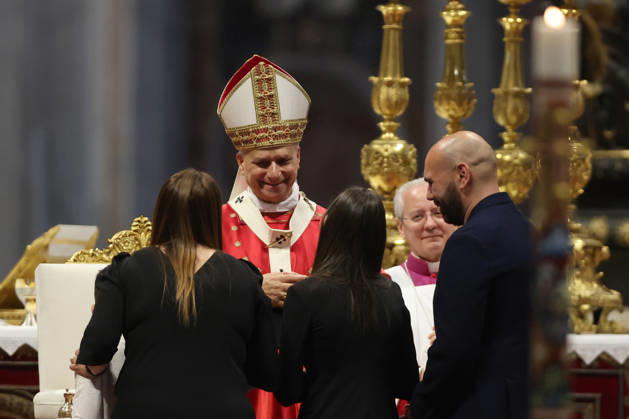 IPA85031140 - Vatican City, May 24, 2026: Solemn celebration of the Mass of Pentecost presided over by Pope Leo XIV at the central altar of St. Peter s Basilica. Thousands of faithful took part in the liturgy dedicated to the descent of the Holy Spirit, a central moment in Christian tradition and a symbol of unity and renewal for the universal Church.  Copyright: xmarcoxiacobuccix xmarcoxiacobuccix 85031140