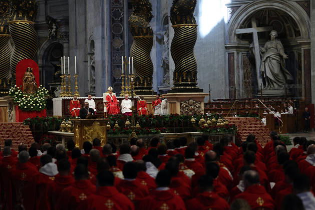 Pope Leo XIV During Mass of Pentecost - Vatican Pope Leo XIV presided Solemn celebration of the Mass of Pentecost at the central altar of Saint Peter s Basilica, in Vatican, on May 24 2026. Thousands of faithful took part in the liturgy dedicated to the descent of the Holy Spirit, a central moment in Christian tradition and a symbol of unity and renewal for the universal Church. Photo by Marco Iacobucci IPA ABACAPRESS.COM Vatican City italia Vatican (or Holy See)  Copyright: xIacobuccixMarco IPA ABACAx