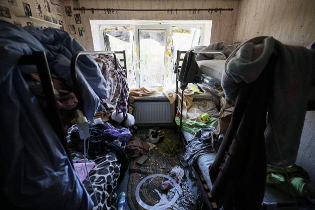 RUSSIA, STAROBELSK - MAY 24, 2026: A view of a dormitory at the Starobelsk Vocational School of the Lugansk State Teachers Training University after a Ukrainian drone attack. On the night between 21 and 22 May, the Armed Forces of Ukraine launched a drone attack on the school™s academic building. During the attack, there were 86 children aged between 14 and 18 in the building. 21 people were killed, 42 injured Starobelsk Russia  - ZUMAt113 20260524_zaa_t113_181 Copyright: xAlexanderxRekax