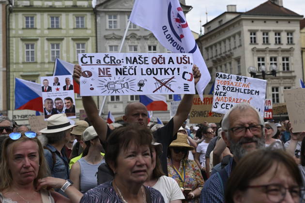 Millions Moments association organises march in Prague to Government Office in support of public Czech Television and Czech Radio. The march starts at Old Town Square, Prague, Czech Republic, on May 24, 2026. (CTKxPhoto MichalxKrumphanzl) CTKPhotoP2026052404479  CTKPhotoP2026052404479