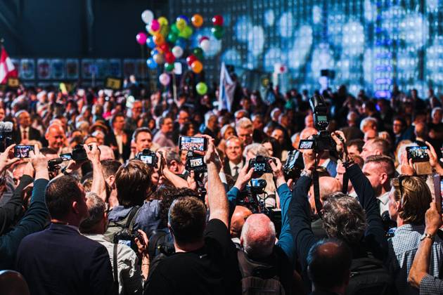 Journalists at the 76th Sudeten German Congress in Brno continued at Brno Exhibition Centre on Sunday, May 24, 2026. Uhde was presented with the Sudeten Germans Award. (CTKxPhoto PatrikxUhlir) CTKPhotoP2026052405160  CTKPhotoP2026052405160