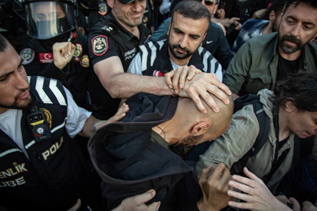 May 24, 2026, Istanbul, Istanbul, Turkey: Students, labor unions and civil society groups clashed with riot police on the third day after Istanbul Bilgi University was allegedly shut down by presidential decree signed by Turkish President Recep Tayyip Erdogan in Istanbul, Turkey, on May 22, 2026. Students occupying university buildings in protest against the closure decision were forcibly removed from the campus by police. Riot police used pepper spray during the intervention as violent scuffles erupted around the university. Demonstrators continued to protest in defense of academic freedom and university autonomy amid a heavy police presence. Istanbul Turkey  - ZUMAt171 20260524_zip_t171_044 Copyright: xAbdullahxTepelix