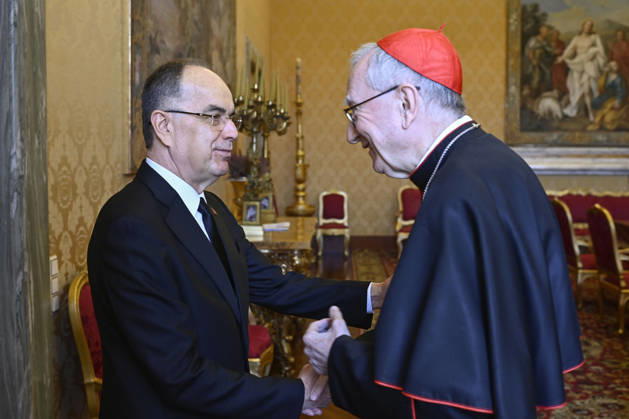 ITALY - POPE LEO XIV RECEIVES IN PRIVATA AUDIENCE HIS EXCELLENCY NR BAJRAM BAGAJ IN THE VATICAN- 2026 5 25 Italy, Rome, Vatican, 2026 5 25.Cardinal Pietro parolin receives in a private audience His Excellency Mr. Bajram Begaj, President of the Republic of Albania in The Vatican EDITORIAL USE ONLY - NO BOOKS Copyright: xVATICANxMEDIAx