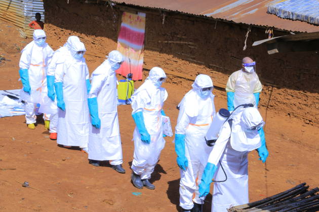Ebola outbreak in Democratic Republic of Congo MONGBWALU, DEMOCRATIC REPUBLIC OF THE CONGO - MAY 25: Health workers wearing protective equipment carry out disinfection procedures before transporting the body of a person who died with suspected Ebola infection in Mongbwalu village of Ituri province in eastern Democratic Republic of the Congo, on May 25, 2026. Marcus Loika Anadolu Mongbwalu Democratic Republic of the Congo. Editorial use only. Please get in touch for any other usage.  Copyright: x2026xAnadoluxMarcusxLoikax