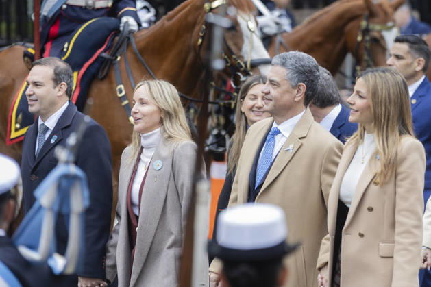 Argentina: President Javier Milei leads the Tedeum. President Javier Milei presides over the traditional Tedeum at the Metropolitan Cathedral. This religious ceremony celebrates the Revolution of May 25, 1810, a historic date marking the establishment of Argentina™s first national government. In the photo: Jorge Macri, Mayor of Buenos Aires, arriving at the Cathedral. Buenos Aires Argentina Copyright: xImagoxImages EstebanxOsoriox _52A4898