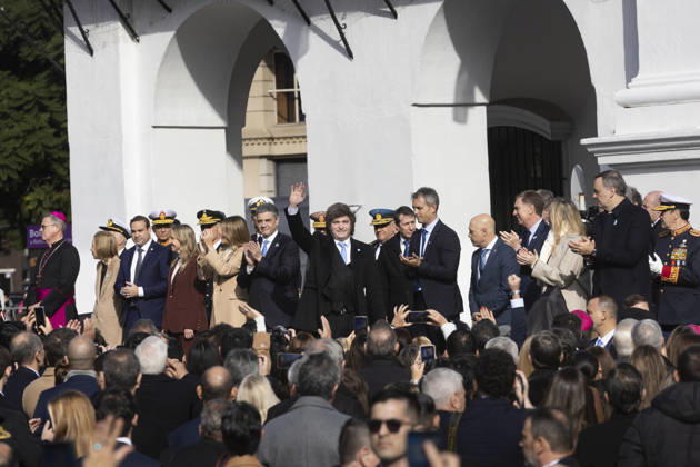 Argentina: President Javier Milei leads the Tedeum. President Javier Milei presides over the traditional Tedeum at the Metropolitan Cathedral. This religious ceremony celebrates the Revolution of May 25, 1810, a historic date marking the establishment of Argentina™s first national government. Buenos Aires Argentina Copyright: xImagoxImages EstebanxOsoriox _52A8166