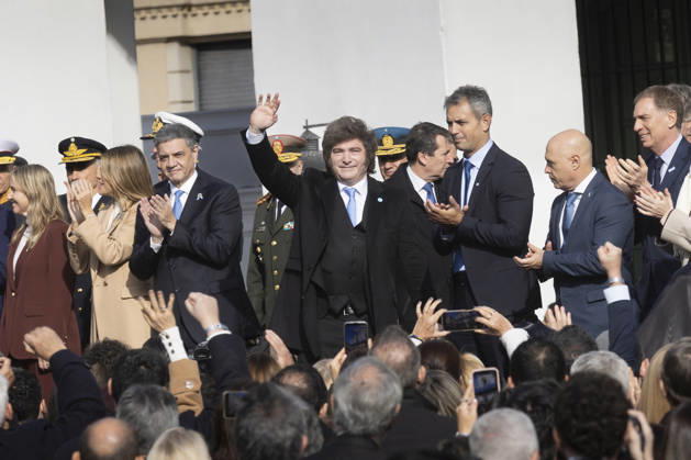 Argentina: President Javier Milei leads the Tedeum. President Javier Milei presides over the traditional Tedeum at the Metropolitan Cathedral. This religious ceremony celebrates the Revolution of May 25, 1810, a historic date marking the establishment of Argentina™s first national government. Buenos Aires Argentina Copyright: xImagoxImages EstebanxOsoriox _52A8177