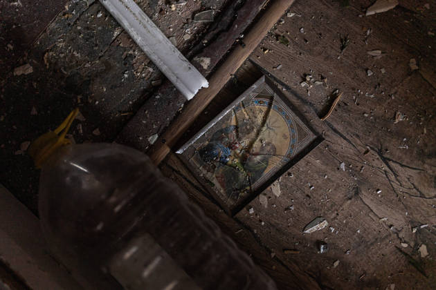 Russian attack on Ukraine s Kramatorsk KRAMATORSK, UKRAINE - MAY 25: A view of a broken frame following a Russian attack using KAB bombs in the center of Kramatorsk, Ukraine, on May 25, 2026. Diego Herrera Carcedo Anadolu Kramatorsk Ukraine. Editorial use only. Please get in touch for any other usage.  Copyright: x2026xAnadoluxDiegoxHerreraxCarcedox