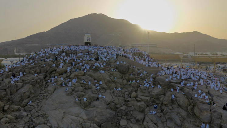 Muslim pilgrims gather at Mount Arafat during Hajj Muslim pilgrims gather at Mount of Mercy on the plain of Arafat during the annual hajj pilgrimage, outside the holy city of Mecca, Saudi Arabia, May 26, 2026. Photo by SPA Saudi Pess Agency APA Images Mecca Mecca Saudi Arabia 260526_Mecca_SPA_2_00(14) Copyright: xSPAxSaudixPessxAgencyxSaudixPressxAgencyx xapaimagesx
