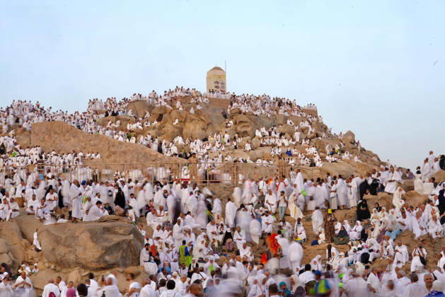 Muslim pilgrims gather at Mount Arafat during Hajj Muslim pilgrims gather at Mount of Mercy on the plain of Arafat during the annual hajj pilgrimage, outside the holy city of Mecca, Saudi Arabia, May 26, 2026. Photo by SPA Saudi Pess Agency APA Images Mecca Mecca Saudi Arabia 260526_Mecca_SPA_2_00(18) Copyright: xSPAxSaudixPessxAgencyxSaudixPressxAgencyx xapaimagesx