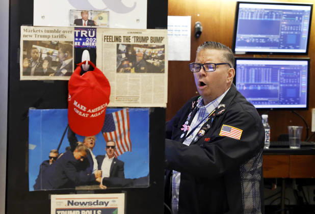 Traders work on the floor of the New York Stock Exchange at the NYSE on Wall Street on Tuesday, May 26, 2026 in New York City. Stocks were mostly higher after the opening bell possibly on a potential U.S.-Iran deal being reached to end the war.  NYP20260526104 JOHNxANGELILLO