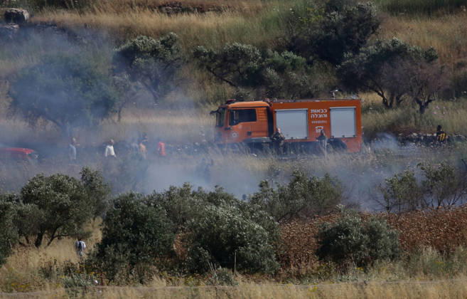 Israeli settlers set fire to wheat fields in Nablus NABLUS, WEST BANK, PALESTINE - MAY 26: Smoke rise as Israeli settlers, set fire to wheat fields belonging to Palestinians in the village of Salem, east of the West Bank city of Nablus, Palestine, on May 26, 2026. Israeli forces reportedly prevented Palestinians from intervening and used tear gas and stun grenades against them, while a Palestinian youth was reported injured during the incident. Nedal Eshtayah Anadolu Nablus West Bank. Editorial use only. Please get in touch for any other usage.  Copyright: x2026xAnadoluxNedalxEshtayahx