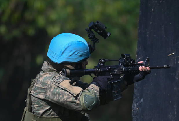 UN to assess whether the Brazilian Navy Marine Corps remains at the top of the global rankings for peacekeeping readiness RIO DE JANEIRO, BRAZIL, MAY 26 : A view of the Brazilian Army forces training as in the coming days, the UN will assess whether the Brazilian Navy Marine Corps remains at the top of the global rankings for peacekeeping readiness in Rio de Janeiro, Brazil on May 26, 2026. The Brazilian Navy Marine Corps undergoes rigorous inspections by the UN (United Nations) to certify and recertify elite troops at the highest level. The most recent operational assessment, held at the Ilha do Governador Naval Complex, involved more than 500 military personnel, bomb disposal robots, drones, armored vehicles, and machine guns in combat a Copyright: x2026xAnadoluxFabioxTeixeirax