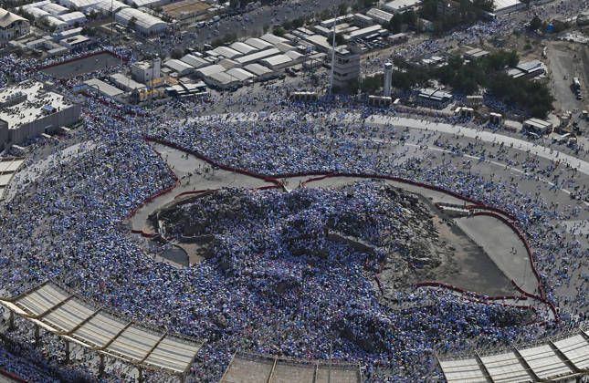 Muslim pilgrims gather at Mount Arafat during Hajj Muslim pilgrims gather at Mount of Mercy on the plain of Arafat during the annual hajj pilgrimage, outside the holy city of Mecca, Saudi Arabia, May 26, 2026. Photo by SPA Saudi Pess Agency APA Images Mecca Mecca Saudi Arabia 260526_Saudi_Arabia_SPA_6_00(5) Copyright: xSPAxSaudixPessxAgencyxSaudixPressxAgencyx xapaimagesx