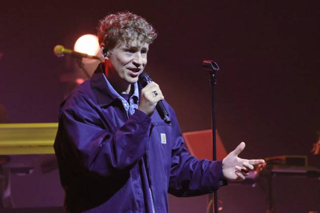 26.05.2026, Tim Bendzko, Sänger, im Konzert live im Tempodrom, Berlin, Musik, Berlin