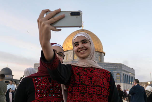 Muslims flock to Al-Aqsa Mosque in East Jerusalem for Eid al-Adha prayer JERUSALEM - MAY 27: Muslim worshippers flock to the Al-Aqsa Mosque, located in the Old City of East Jerusalem, to perform the Eid al-Adha (Feast of Sacrifice) prayer on May 27, 2026. Mostafa Alkharouf Anadolu Jerusalem Israel. Editorial use only. Please get in touch for any other usage.  Copyright: x2026xAnadoluxMostafaxAlkharoufx