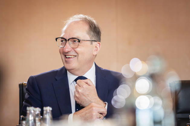 Alexander Dobrindt (CSU), Bundesminister des Innern, aufgenommen im Rahmen einer Kabinettssitzung in Berlin, 27.05.2026. Berlin Deutschland Copyright: xJulianexSonntagx