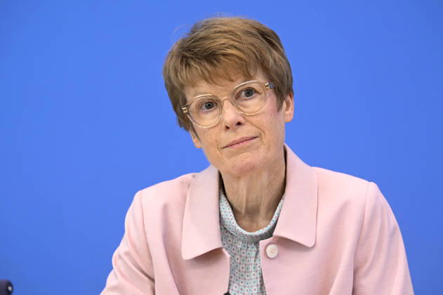 ABB BPK-GUTACHTEN - Prof. Dr. Veronika Grimm Bericht zum Thema Vorstellung des Fruehjahrsgutachten 2026-Sachverstaendigenrat zur Begutachtung der gesamtwirtschaftlichen Entwicklung auf der BPK Bundespressekonferenz in Berlin am 27.05.2026 Berlin Deutschland