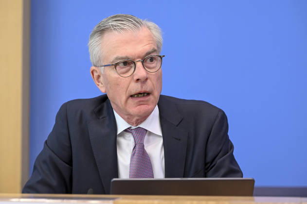 ABB BPK-GUTACHTEN - Prof. Dr. Martin Werding Bericht zum Thema Vorstellung des Fruehjahrsgutachten 2026-Sachverstaendigenrat zur Begutachtung der gesamtwirtschaftlichen Entwicklung auf der BPK Bundespressekonferenz in Berlin am 27.05.2026 Berlin Deutschland
