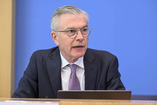 ABB BPK-GUTACHTEN - Prof. Dr. Martin Werding Bericht zum Thema Vorstellung des Fruehjahrsgutachten 2026-Sachverstaendigenrat zur Begutachtung der gesamtwirtschaftlichen Entwicklung auf der BPK Bundespressekonferenz in Berlin am 27.05.2026 Berlin Deutschland