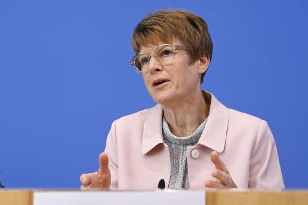 ABB BPK-GUTACHTEN - Prof. Dr. Veronika Grimm Bericht zum Thema Vorstellung des Fruehjahrsgutachten 2026-Sachverstaendigenrat zur Begutachtung der gesamtwirtschaftlichen Entwicklung auf der BPK Bundespressekonferenz in Berlin am 27.05.2026 Berlin Deutschland