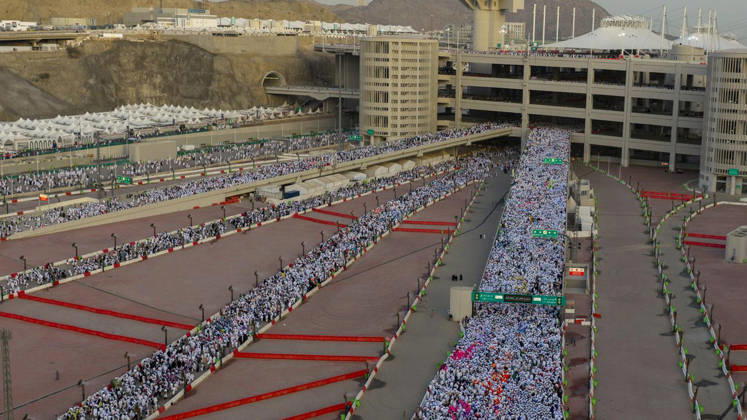 Muslim pilgrims perform stoning ritual during Hajj in Mina Muslim pilgrims walk on the first day of the symbolic stoning ritual during the annual Hajj pilgrimage in Mina, Saudi Arabia, on May 27, 2026. The ritual, known as the stoning of the devil, is one of the main rites of Hajj and is performed during Eid al-Adha. Photo by SPA Saudi Pess Agency APA Images Mecca Mecca Saudi Arabia 270526_Saudi_Arabia_SPA_1_00(14) Copyright: xSPAxSaudixPessxAgencyxSaudixPressxAgencyx xapaimagesx