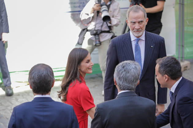 The King and Queen of Spain preside over the ceremony for the awarding of the Medals of Merit in Fine Arts 2024 in Toledo King Felipe and Queen Letizia, during the official ceremony for the presentation of the awards and the subsequent family photo with all the winners, inside the Cathedral Primada de Santa María, on May 27th, 2026, in Toledo, Castilla La Mancha Spain Their Majesties the King and Queen of Spain lead this solemn institutional ceremony to recognize the career, creativity and contribution of the honorees to the enrichment of the artistic, cultural and musical heritage of the country 27 MAY 2026 Juanma Jimé Toledo, Castilla La Mancha Toledo, Castilla La Mancha Spain Copyright: xJuanmaxJimà nezx 7553297