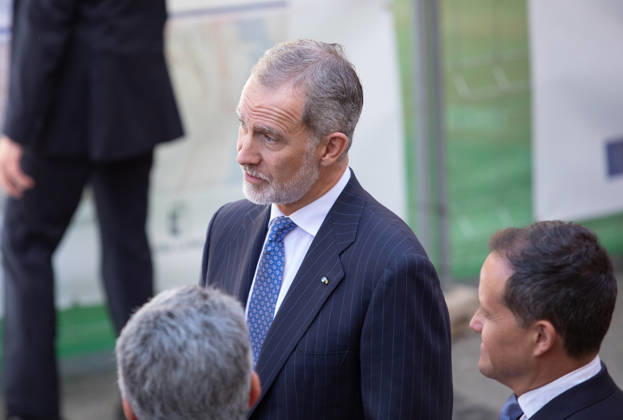 The King and Queen of Spain preside over the ceremony for the awarding of the Medals of Merit in Fine Arts 2024 King Felipe during the official ceremony for the presentation of the awards and the subsequent family photo with all the winners, inside the Cathedral Primada de Santa María, on May 27th, 2026, in Toledo, Castilla La Mancha Spain Their Majesties the King and Queen of Spain lead this solemn institutional ceremony to recognize the career, creativity and contribution of the honorees to the enrichment of the countrys artistic, cultural and musical heritage 27 MAY 2026 Juanma Jimé Toledo, Castilla La Mancha Toledo, Castilla La Mancha Spain  Copyright: xJuanmaxJimÃ nezx 7553303