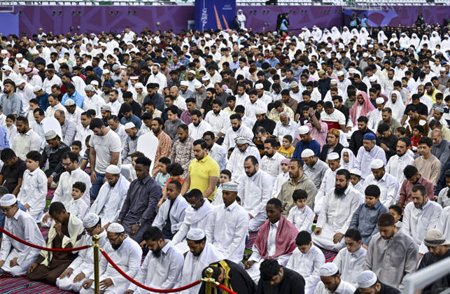 May 27, 2026, Doha, Qatar: People seen offering Eid al-Adha morning prayers at the Education City Stadium. Muslims around the world are celebrating Eid al-Adha (the feast of sacrifice), the second of two Islamic holidays celebrated worldwide marking the end of the annual pilgrimage or Hajj to the Saudi holy city of Mecca. Doha Qatar - ZUMAs197 20260527_aaa_s197_023 Copyright: xNoushadxVariyattiyakkalx