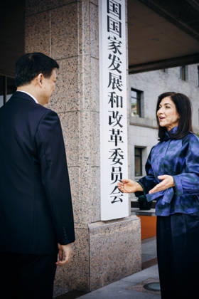 Katherina Reiche (CDU), Bundesministerin fuer Wirtschaft und Energie trifft den Vizeminister ZHOU Haibing zu einem Gespraech in Peking, 27.05.2026. Fotografiert im Auftrag des Bundesministerium fuer Wirtschaft und Energie (BMWE) Peking China Copyright: xFelixxZahn BMWEx