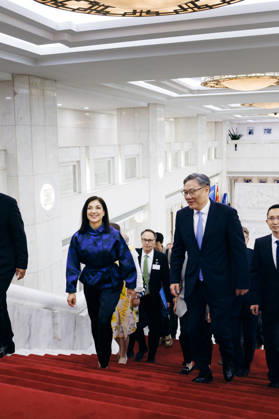 Katherina Reiche (CDU), Bundesministerin fuer Wirtschaft und Energie trifft WANG Wentao, Handelsminister Chinas zu einem Gespraech in Peking, 27.05.2026. Fotografiert im Auftrag des Bundesministerium fuer Wirtschaft und Energie (BMWE) Peking China Copyright: xFelixxZahn BMWEx