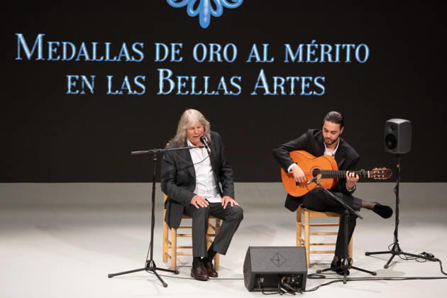 The King and Queen of Spain preside over the award ceremony of the Medals of Merit in Fine Arts 2024 in Toledo The singer José Mercé performs during the official ceremony of the awards ceremony and the subsequent family photo with all the winners, inside the Primada de Santa María Cathedral, on May 27th, 2026, in Toledo, Castilla La Mancha Spain Their Majesties the King and Queen of Spain lead this solemn institutional ceremony to recognize the career, creativity and contribution of the honorees to the enrichment of the artistic, cultural and musical heritage of the country 27 MAY 2026 Juanma Jimé Toledo, Castilla La Mancha Toledo, Castilla La Mancha Spain  Copyright: xJuanmaxJimÃ nezx 7554018