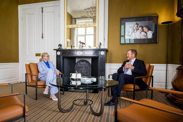 27-05-2026 HtB King Willem-Alexander during a meetng with Ms. Elanor Boekholt-O™Sullivan, Minister of Housing and Spatial Planning at palace Huis ten Bosch in The Hague. Â  Copyright: xPPEx