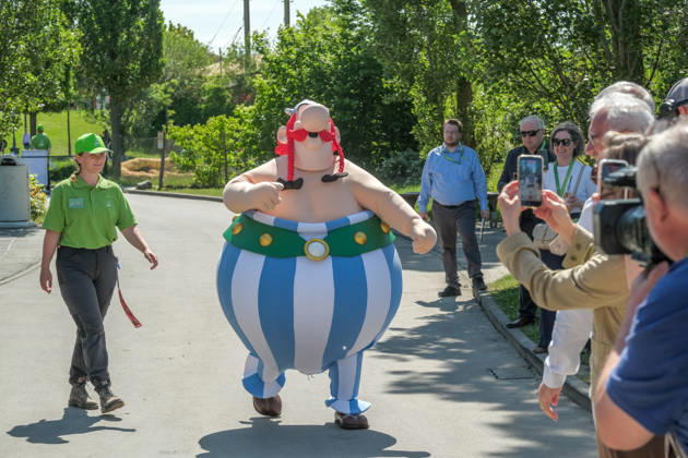 Eröffnung des neuen Themenbereichs Idefix Abenteuerland im Freizeitpark Belantis bei Leipzig. Der familienorientierte Erlebnisbereich rund um die bekannten Asterix-Figuren ist Teil der geplanten Weiterentwicklung des Parks zum zukünftigen Asterix-Park Deutschland. Eröffnung Idefix Abenteuerland