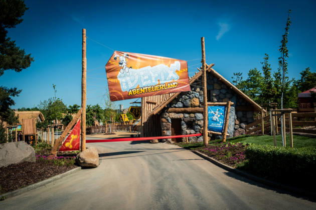 Eröffnung des neuen Themenbereichs Idefix Abenteuerland im Freizeitpark Belantis bei Leipzig. Der familienorientierte Erlebnisbereich rund um die bekannten Asterix-Figuren ist Teil der geplanten Weiterentwicklung des Parks zum zukünftigen Asterix-Park Deutschland. Eröffnung Idefix Abenteuerland