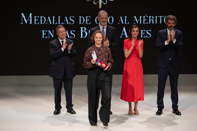 King Felipe and Queen Letizia, the President of Castilla La Mancha, Emiliano García Page, and the Minister of Culture, Ernest Urtasun, with the dancer and choreographer Mónica Rodríguez Runde during the official ceremony for the presentation of the awards and the subsequent family photo with all the winners, inside the Catedral Primada de Santa María, on May 27th, 2026, in Toledo, Castilla La Mancha Spain Their Majesties the King and Queen of Spain lead this solemn institutional ceremony to recognize the career, creativity and contribution of the honorees to the enrichment of the artistic, cultural and musical heritage of the country 27 MAY 2026 Juanma Jimé Toledo, Castilla La Mancha Toledo, Castilla La Mancha Espana Copyright: xJuanmaxJimà nezx 7554151