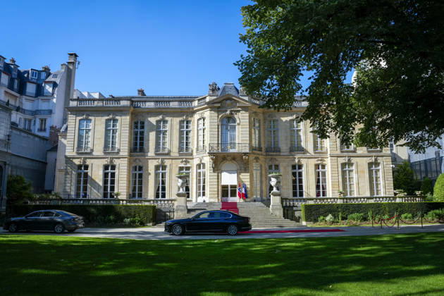 Store moter Frankrikes president Emmanuel Macron i Paris. Paris, Frankrike 20260527. Statsminister Jonas Gahr Store (Ap) og forsvarsminister Tore O. Sandvik moter Frankrikes statsminister SÃ bastien Lecornu pa HÃ tel de Matignon i Paris onsdag ettermiddag. Foto: Ole Berg-Rusten NTB Paris Frankrike OEOFYspgqJc EDITORIAL USE ONLY Ref:_POLOEOFYspgqJc.jpg Copyright: xOlexBerg-Rustenx xNTBx
