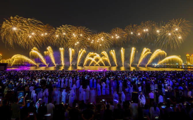 May 27, 2026, Doha, Qatar: Fireworks seen displayed during Eid al-Adha celebrations marking the first day of the Muslim festival of Eid al-Adha at Katara Cultural Village. Muslims around the world celebrate Eid al-Adha, one of Islams most important holidays, which commemorates Prophet Abrahams willingness to sacrifice his son in obedience to God Doha Qatar - ZUMAs197 20260527_aaa_s197_094 Copyright: xNoushadxVariyattiyakkalx