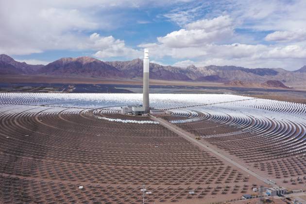Solar Thermal Power Plant HAIXI, CHINA - MAY 28, 2026 - Aerial view of the Zhongkong Delingha 50 MW solar thermal power plant, one of China s first demonstration projects for solar thermal power generation, in Delingha City, Haixi Prefecture, Qinghai Province, China on May 28, 2026. Haixi Qinghai China  Copyright: xCFOTOx i1779991965175