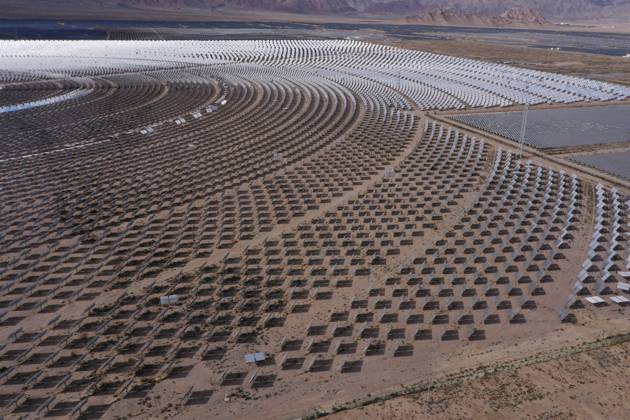 Solar Thermal Power Plant HAIXI, CHINA - MAY 28, 2026 - Aerial view of the Zhongkong Delingha 50 MW solar thermal power plant, one of China s first demonstration projects for solar thermal power generation, in Delingha City, Haixi Prefecture, Qinghai Province, China on May 28, 2026. Haixi Qinghai China  Copyright: xCFOTOx i1779991966455