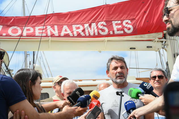 Óscar Camps and social representatives explain in Gran Canaria the details of the trip of the Open Arms ship to Cuba The founder and director of Open Arms, Oscar Camps, during the informative press conference to announce the shipment of humanitarian aid to Cuba, on May 28, 2026, in Gran Canaria Canary Islands, Spain The meeting has the participation of the founder of Open Arms together with members of the Cabildo de Gran Canaria, the Red de Solidaridad Canario Cubana and the CCOO union with the aim of coordinating the transfer of essential food and medical supplies destined to alleviate the social situation of the civilian population in the Caribbean island of Cuba, the Red de Solidaridad Canario Cubana and the trade union CCOO with the ai  Copyright: xEuropaxPressxCanariasx 7556321