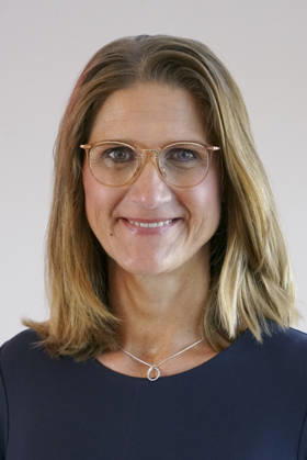 CNTV OTTOPK- Katy Roewer, CFO praesentiert die Ergebnisse des abgelaufenen Jahres 25 auf der Bilanz PK der OTTO Group (OTTO Versand) in in der Otto Centrale Hamburg - Bramfeld am 28.05.2026 Hamburg Deutschland