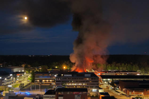 STOCKHOLM 20260528 There is a fire in an industrial building in Älvsjö STOCKHOLM SWEDEN x10030x  Copyright: xJonasxEkströmer TTx BRAND STOCKHOLM ilRX8PXPLDM