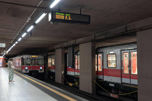 IPA85153768 - Milan, 29 05 26, National local transport strike, train disruptions at Cadorna station. Red Metro regular.  Copyright: xGiuliaxSciaccax xGiuliaxSciaccax 85153768